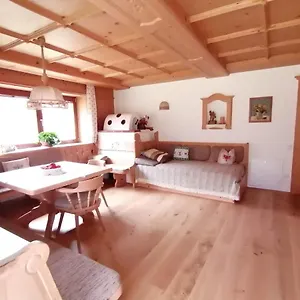https://apartmenthaus-paradise.innsbruckaustriahotels.com