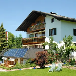 Haus Salzburgblick فندق مبيت وإفطار